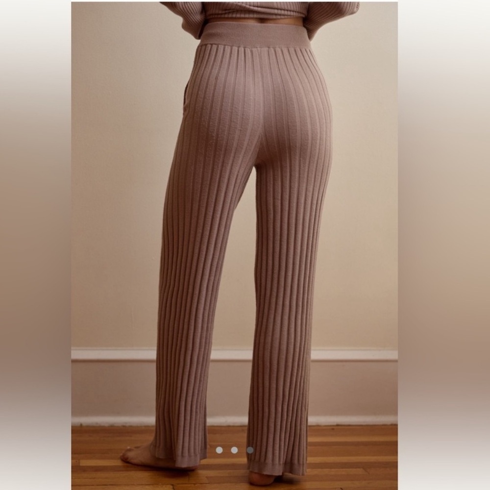 Varley Pants Simeon Rib-Knit Wide-Leg in Fungi Brown - Picture 4 of 8